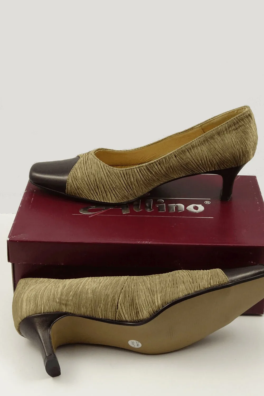 Allino Gold And Brown Heels  8.5