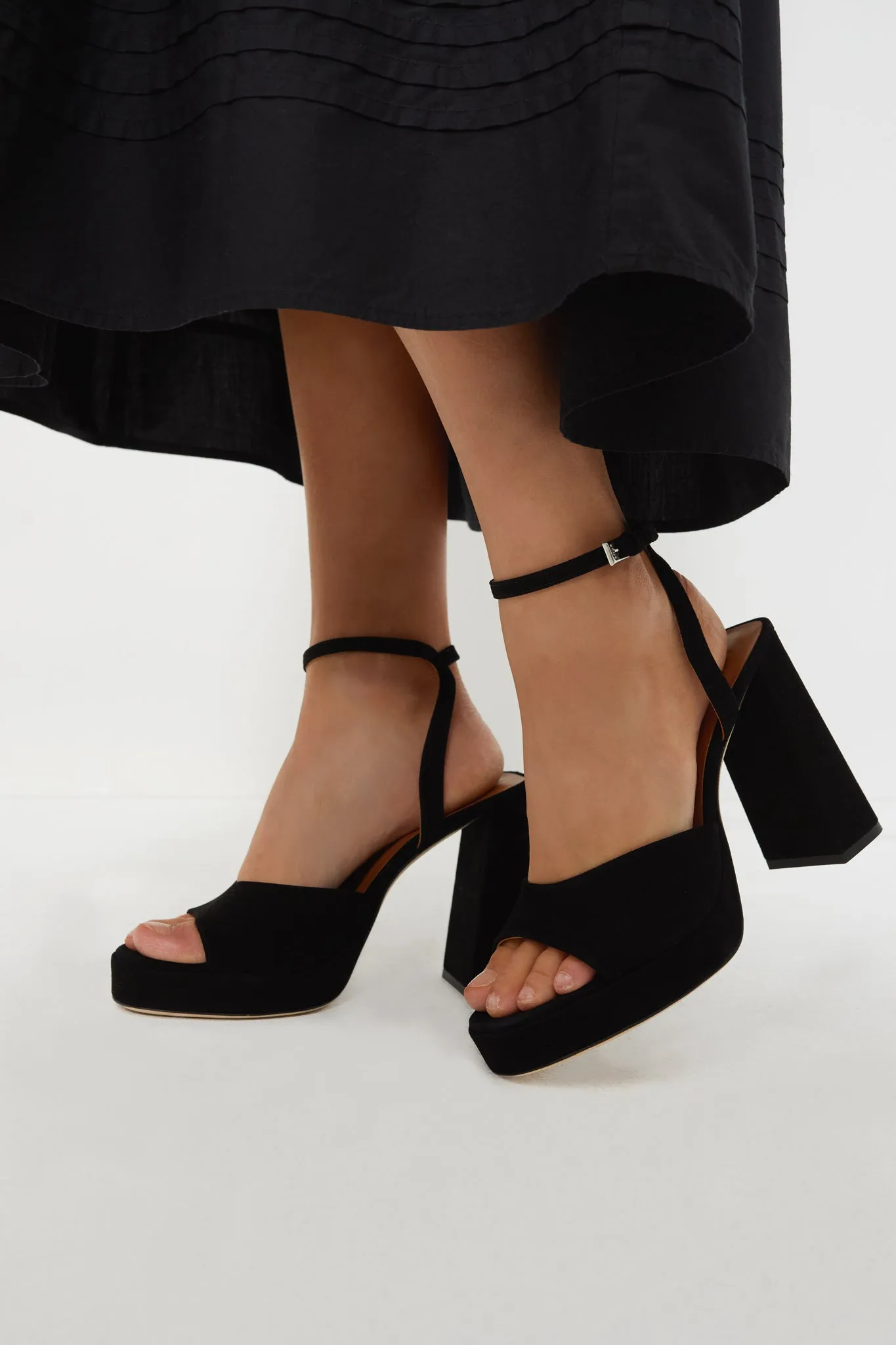 Black Solange Platform