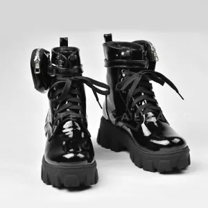 Botín Combat Boots Negro B24