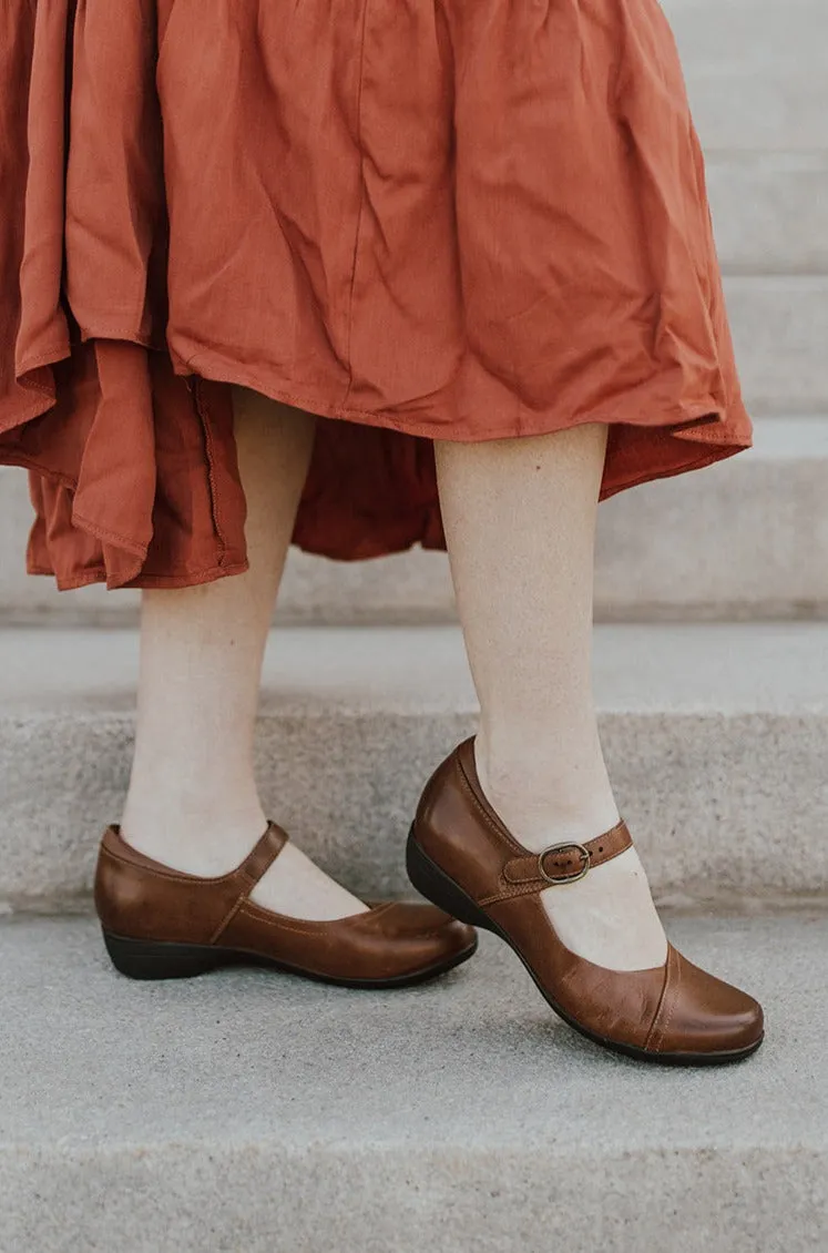 Dansko Fawna Chestnut Burnished Calf