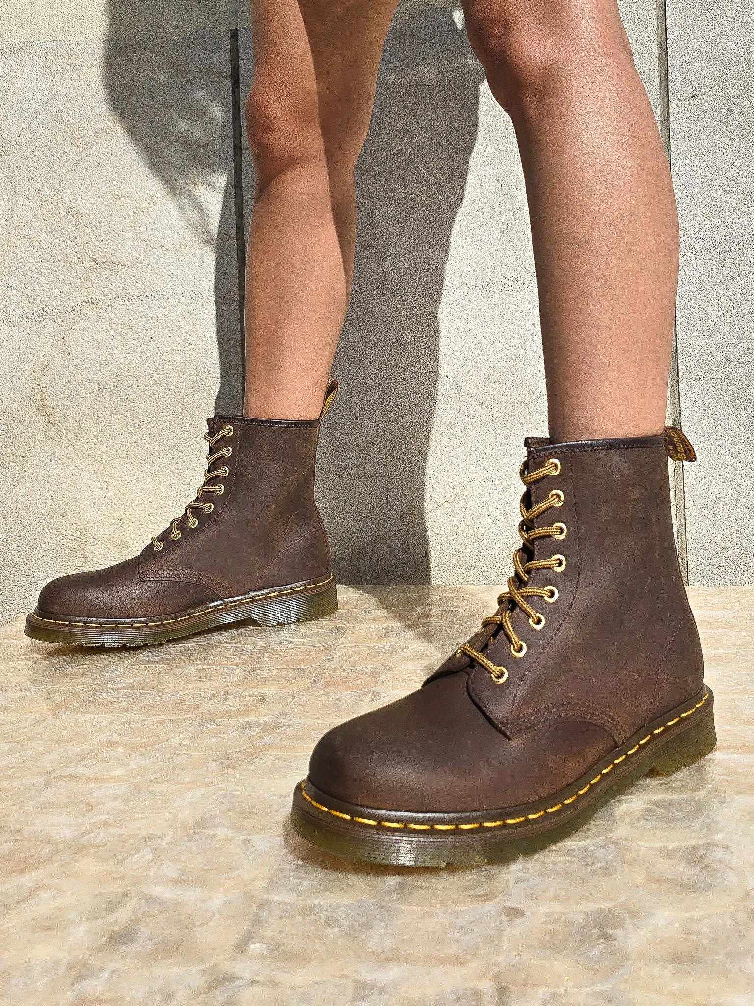 DR. MARTENS 1460 AZTEC CRAZY HORSE BROWN