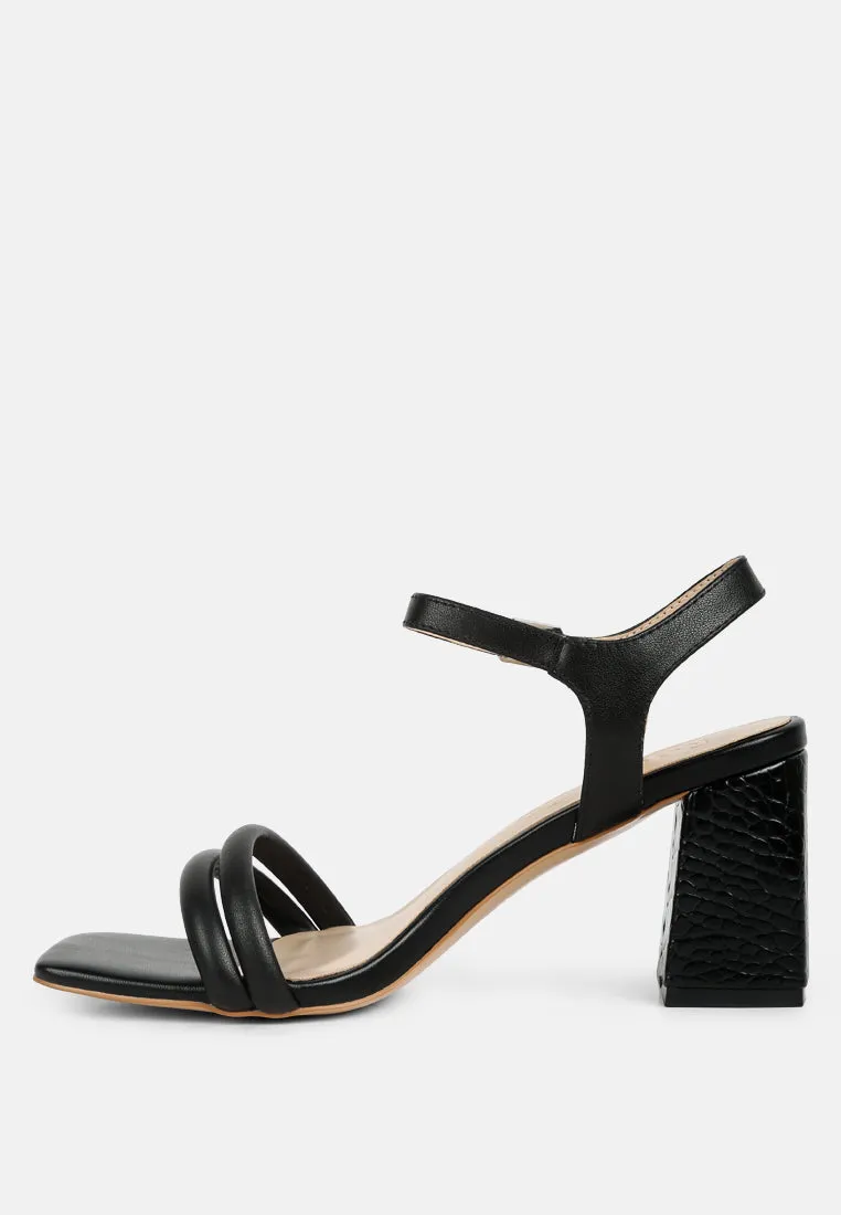 EDYTA Ankle Strap Block Heel Sandals in Black