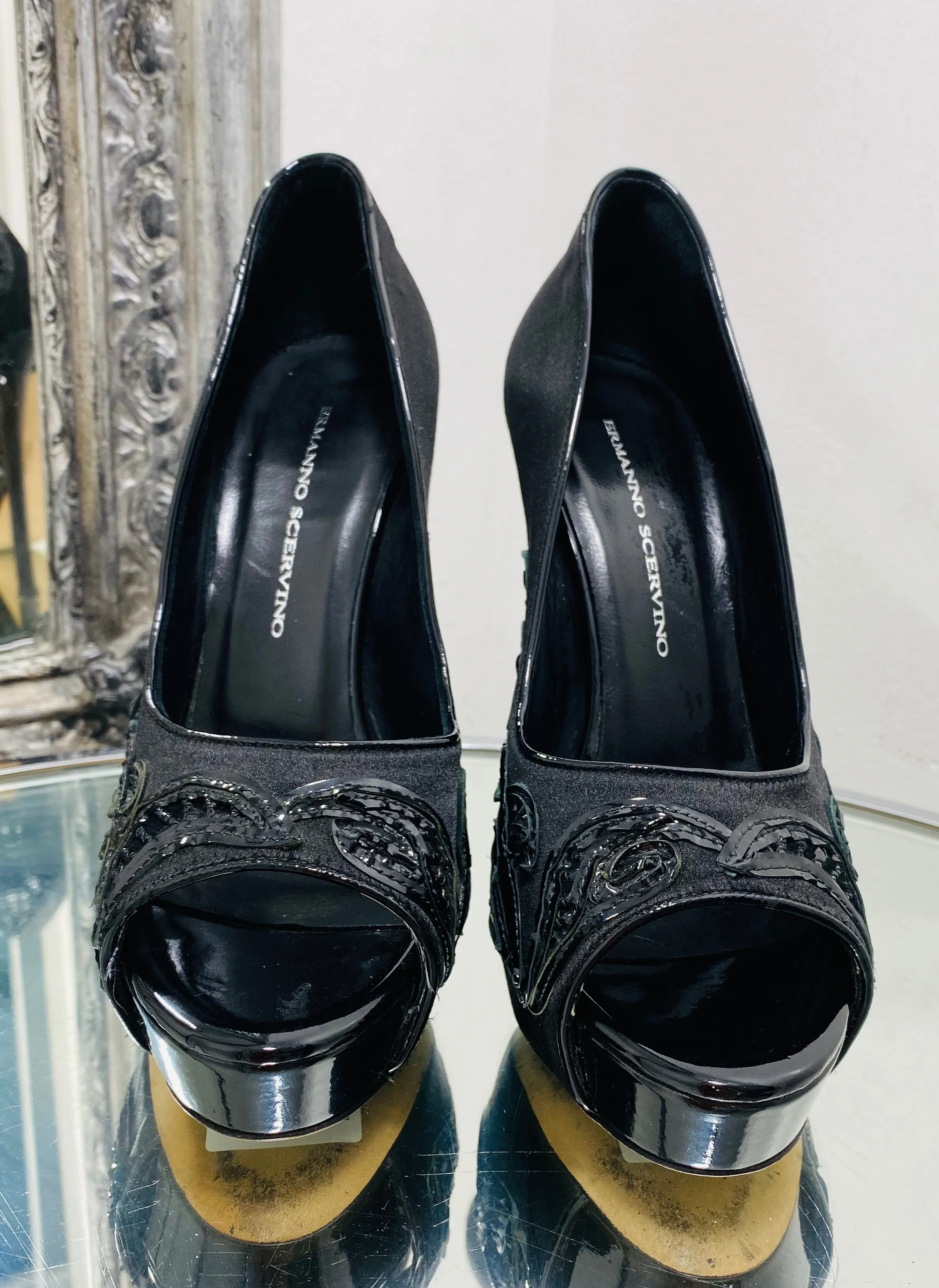 Ermanno Scervino Floral Embroidered Peep Toe Heels. Size 37