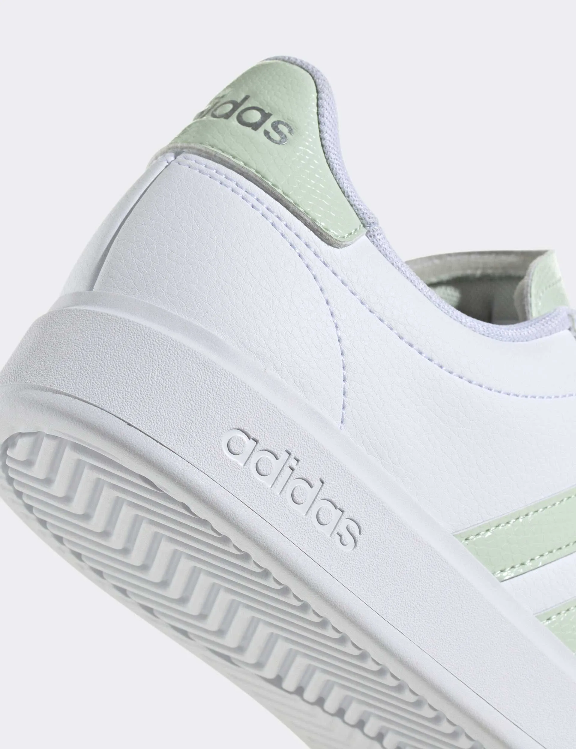 Grand Court 2.0 Shoes - Cloud White/Linen Green/Matte Silver