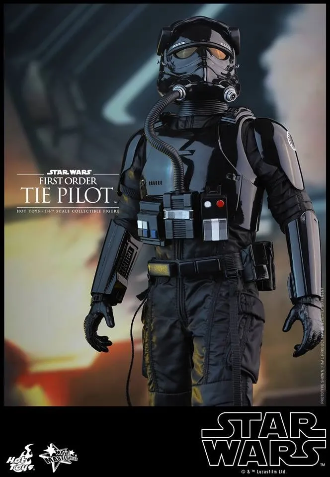 Hot Toys - MMS324 - Star Wars: The Force Awakens - First Order TIE Pilot