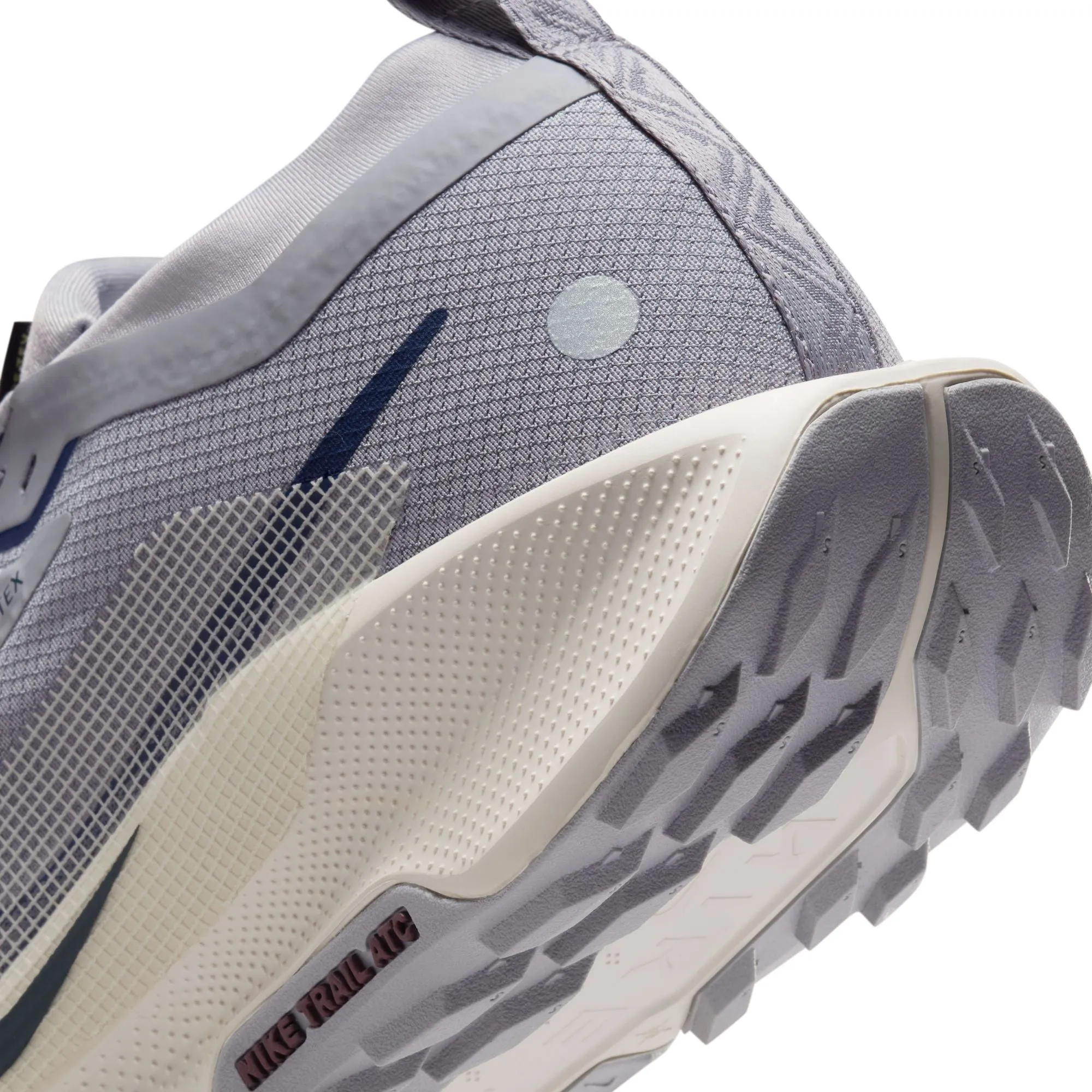 Nike Men's Pegasus Trail 5 GORE-TEX Trail Running Shoes Cement Grey / Midnight Navy