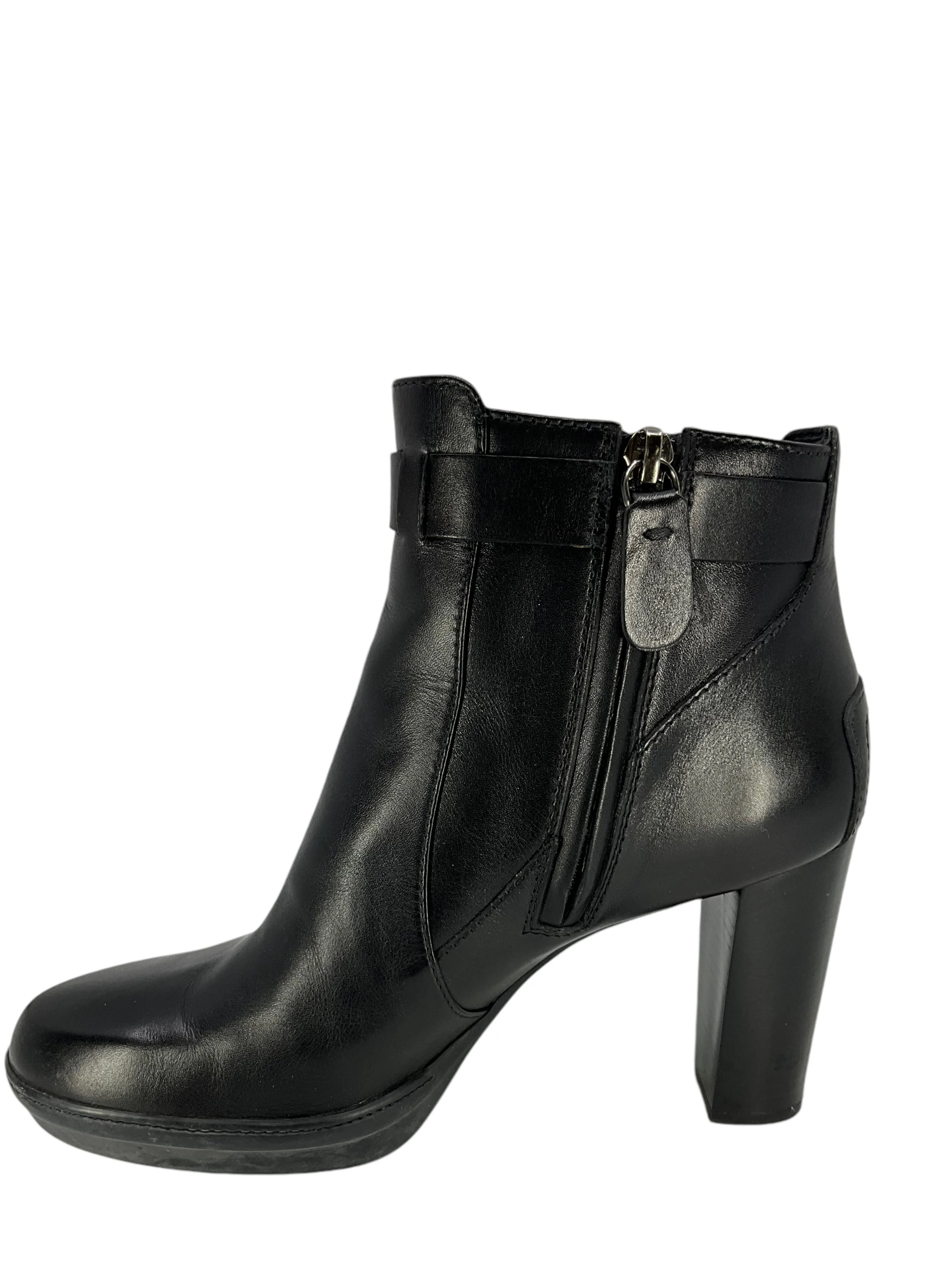 TOD'S Buckle-Detailed Leather Ankle Boots Size 8.5