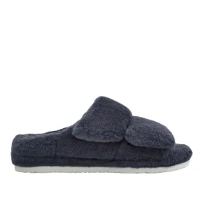 UGG - Fluff that slippers